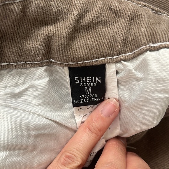 Jeans - Picture 3 of 4